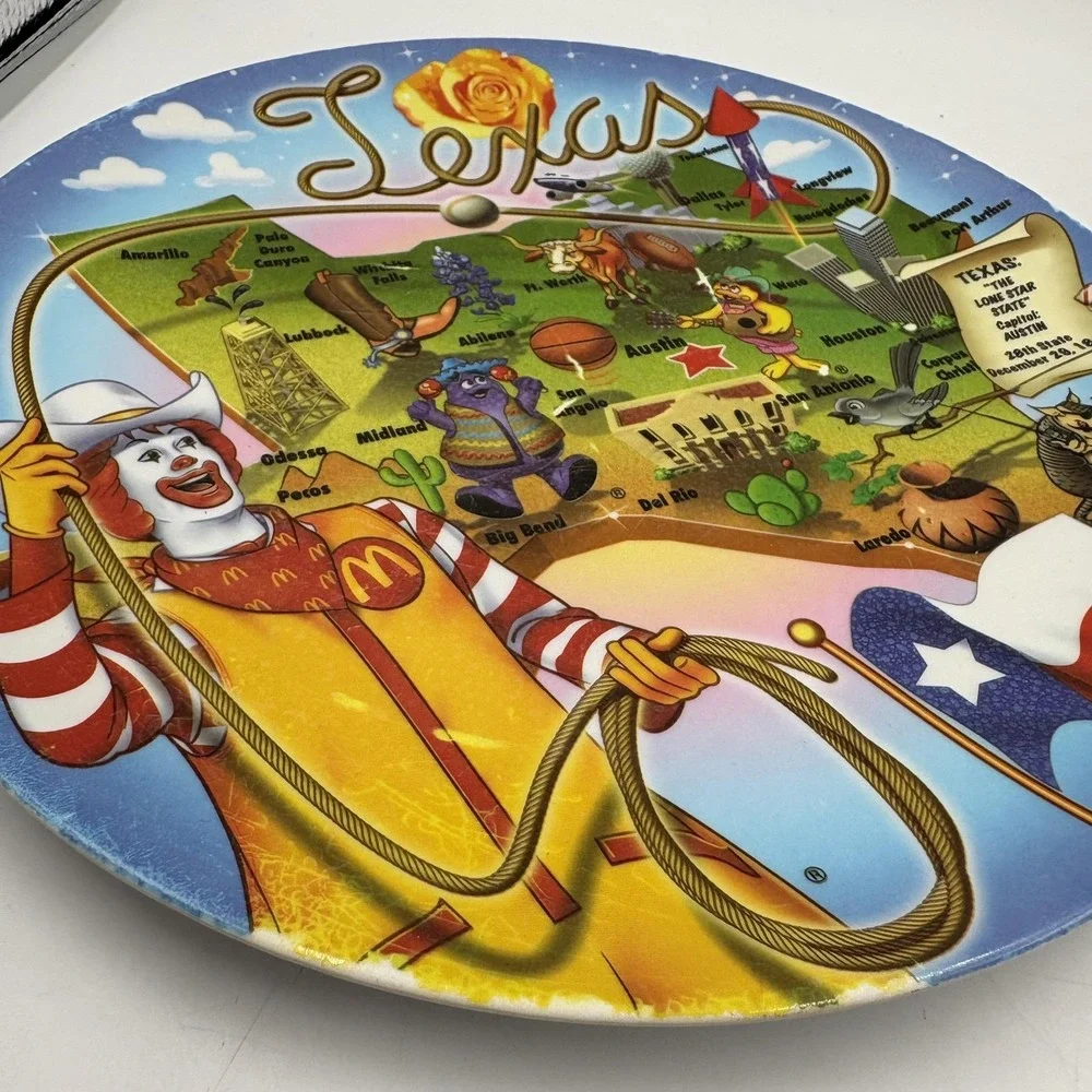 Vintage 2003 McDonald's Texas Map Ronald McDonald Colorful Plastic Plates Set 3‎